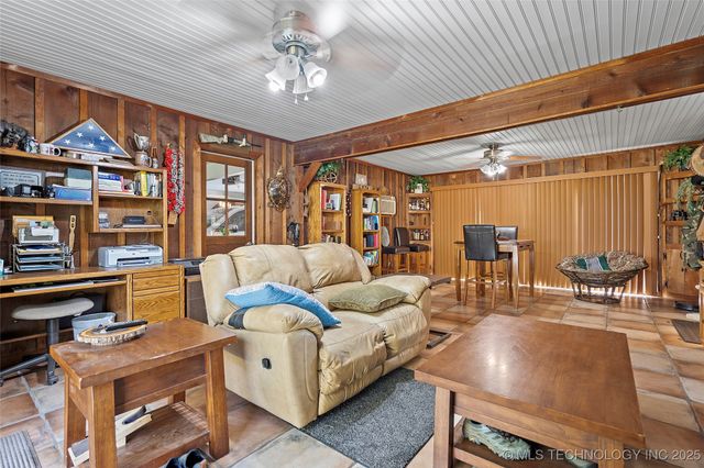 656 Evergreen Street, Lone Grove, OK 73443