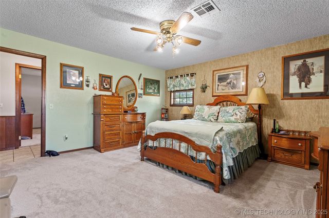 656 Evergreen Street, Lone Grove, OK 73443