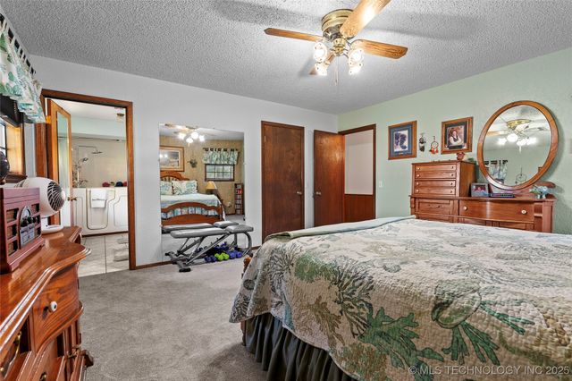 656 Evergreen Street, Lone Grove, OK 73443