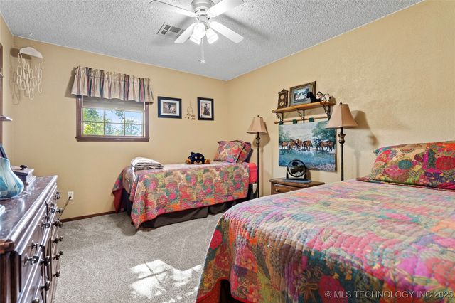 656 Evergreen Street, Lone Grove, OK 73443