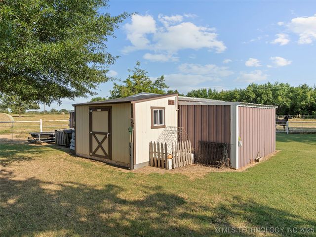 656 Evergreen Street, Lone Grove, OK 73443