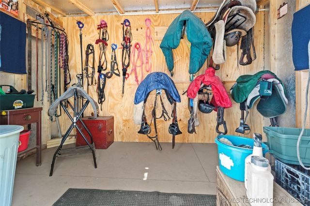 656 Evergreen Street, Lone Grove, OK 73443