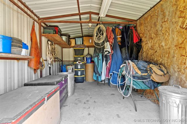 656 Evergreen Street, Lone Grove, OK 73443