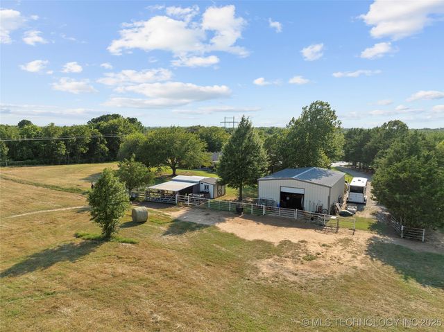 656 Evergreen Street, Lone Grove, OK 73443