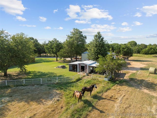 656 Evergreen Street, Lone Grove, OK 73443