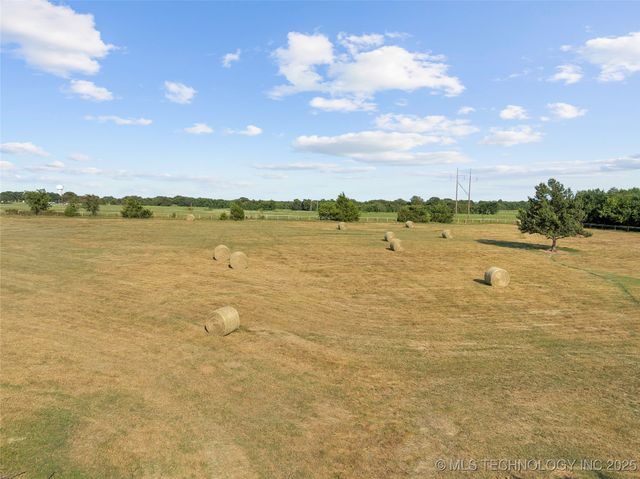 656 Evergreen Street, Lone Grove, OK 73443