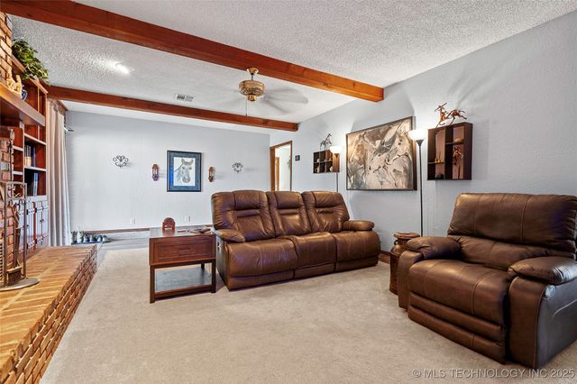 656 Evergreen Street, Lone Grove, OK 73443