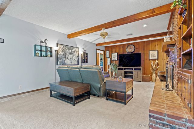 656 Evergreen Street, Lone Grove, OK 73443