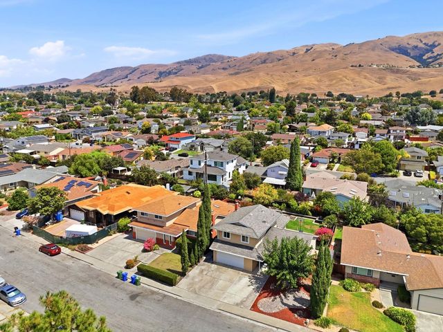 48326 Purpleleaf Street, Fremont, CA 94539