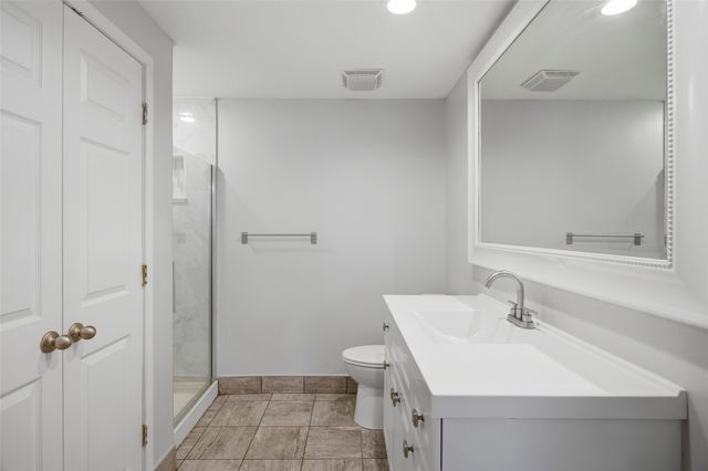4930 Donnelly Avenue, Fort Worth, TX 76107