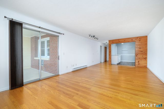 185 Melba Street 305, Milford, CT 06460