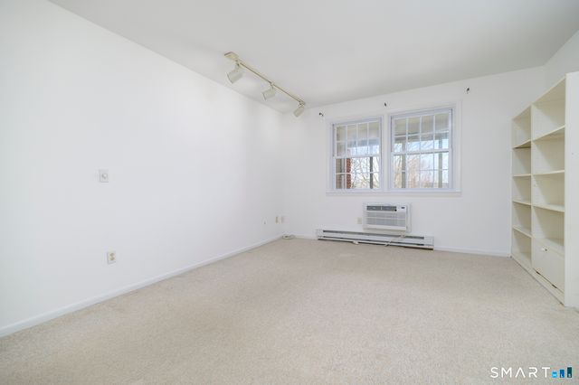 185 Melba Street 305, Milford, CT 06460