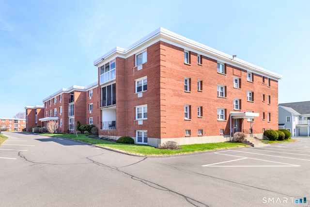 185 Melba Street 305, Milford, CT 06460