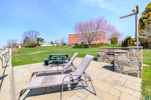 185 Melba Street 305, Milford, CT 06460