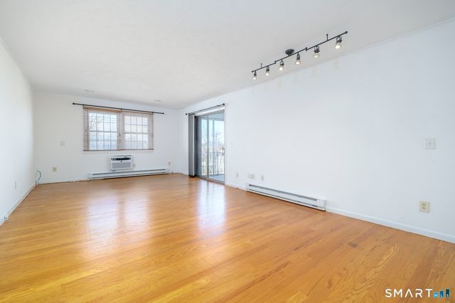 185 Melba Street 305, Milford, CT 06460