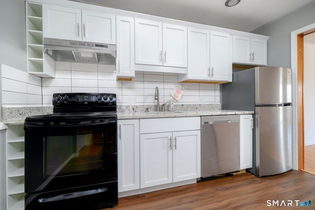 185 Melba Street 305, Milford, CT 06460