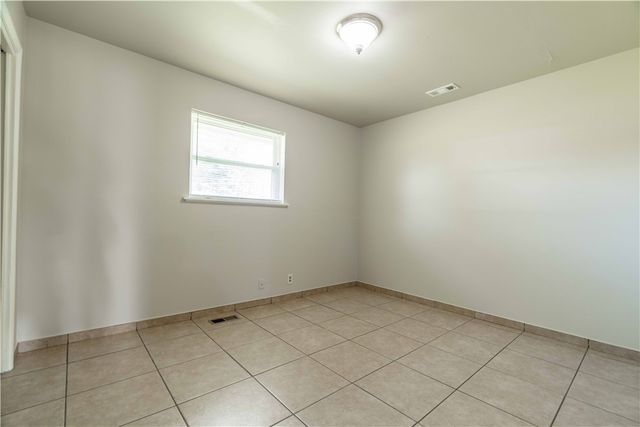 1906 Westwood Avenue, Springdale, AR 72762