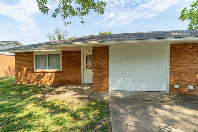 1906 Westwood Avenue, Springdale, AR 72762