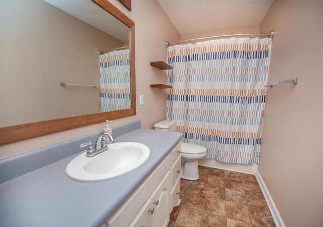 403 Brianna Drive, Boiling Springs, SC 29316