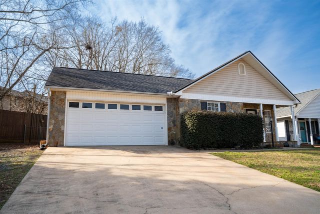 403 Brianna Drive, Boiling Springs, SC 29316