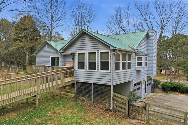 57 Floyd Creek Church Road, Taylorsville, GA 30178