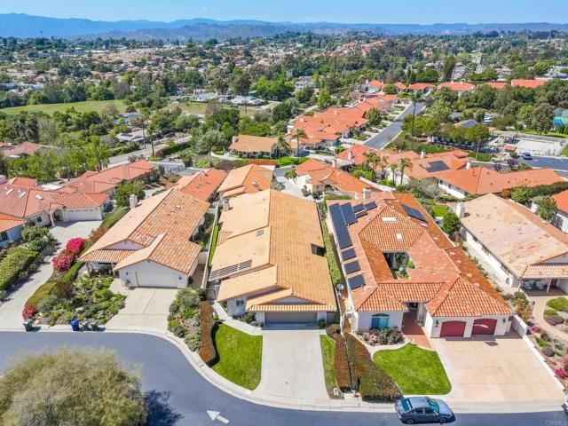 1057 RIDGE HEIGHTS, Fallbrook, CA 92028