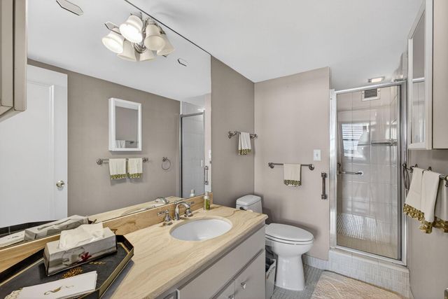 2600 N Flagler Drive 610, West Palm Beach, FL 33407