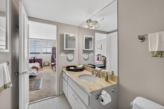 2600 N Flagler Drive 610, West Palm Beach, FL 33407