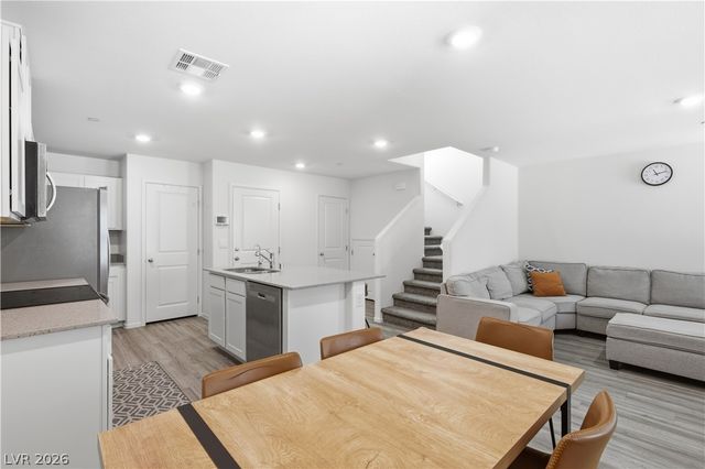 4990 Pear Mesa Avenue, Las Vegas, NV 89139
