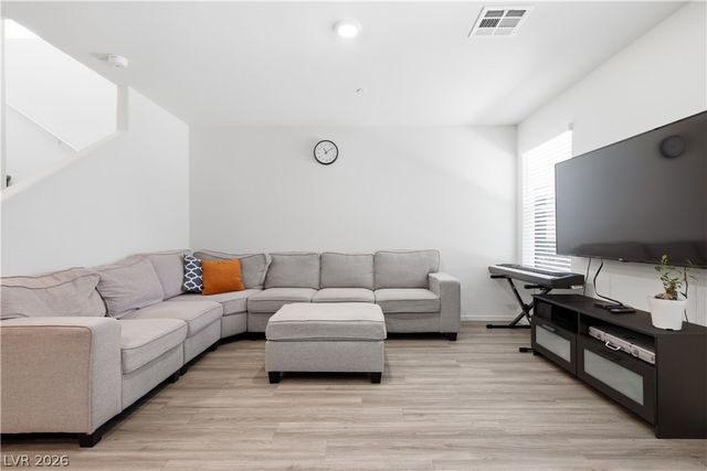 4990 Pear Mesa Avenue, Las Vegas, NV 89139