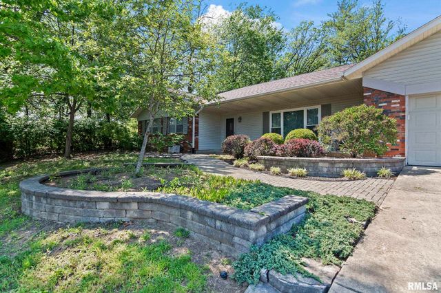 9 BLACKBERRY Run, Springfield, IL 62704