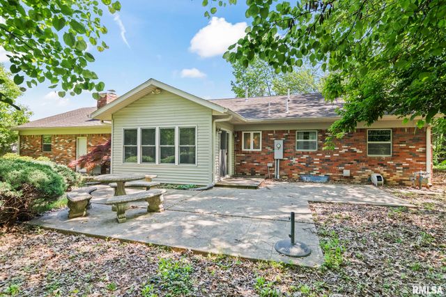 9 BLACKBERRY Run, Springfield, IL 62704