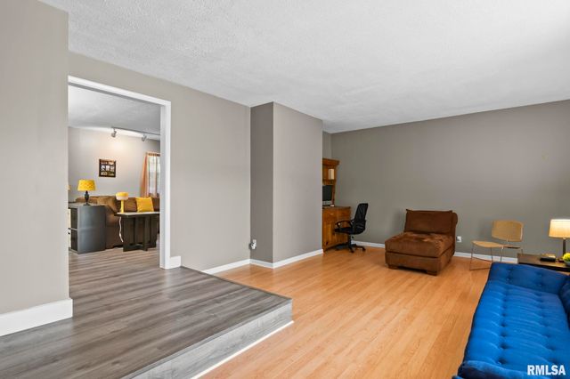 9 BLACKBERRY Run, Springfield, IL 62704