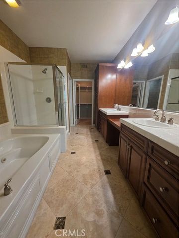 71 Wonderland, Irvine, CA 92620