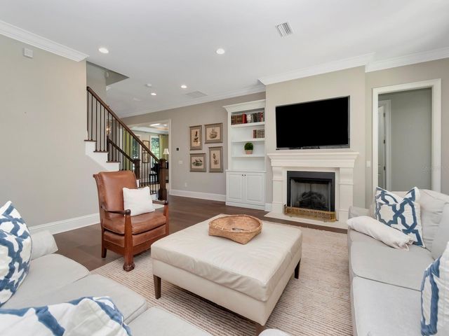 4508 W VASCONIA STREET, Tampa, FL 33629