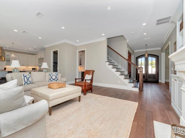 4508 W VASCONIA STREET, Tampa, FL 33629