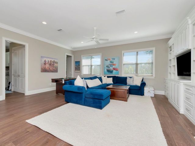 4508 W VASCONIA STREET, Tampa, FL 33629