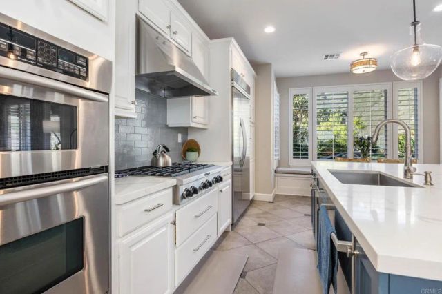 970 Idyllwild Way, San Marcos, CA 92078