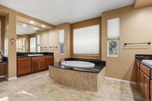 970 Idyllwild Way, San Marcos, CA 92078