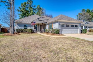 9422 Crescent Lodge Circle, Pike Road, AL 36064