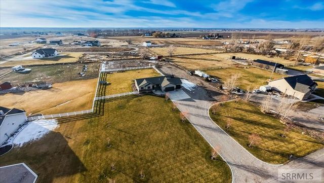 1382 N 750 E, Shelley, ID 83274