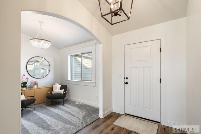 1382 N 750 E, Shelley, ID 83274