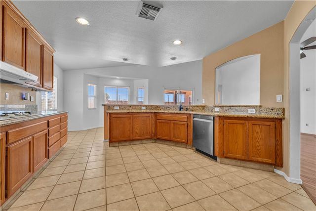 21741 Ives Court, California City, CA 93505