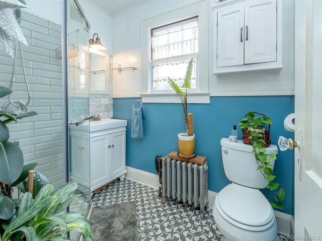 7 Cherry Street, Glen Head, NY 11545