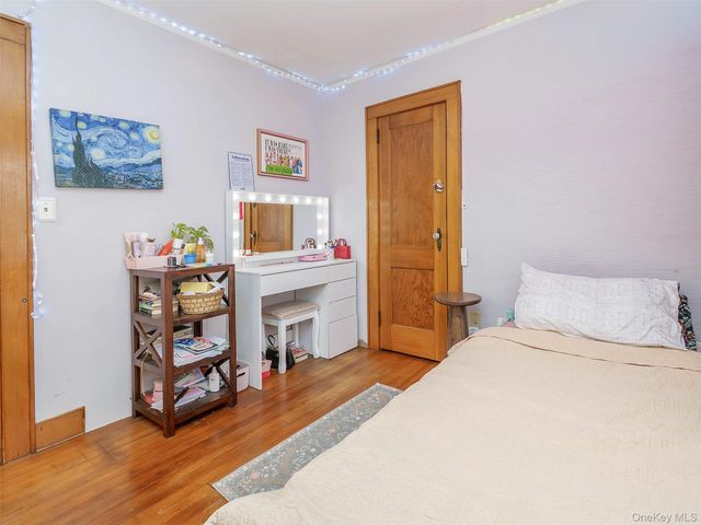 7 Cherry Street, Glen Head, NY 11545