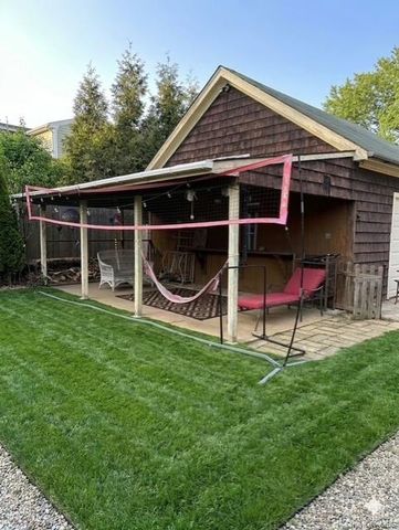 7 Cherry Street, Glen Head, NY 11545