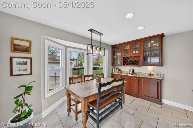 3210 N Altadena Avenue, Royal Oak, MI 48073