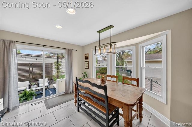 3210 N Altadena Avenue, Royal Oak, MI 48073