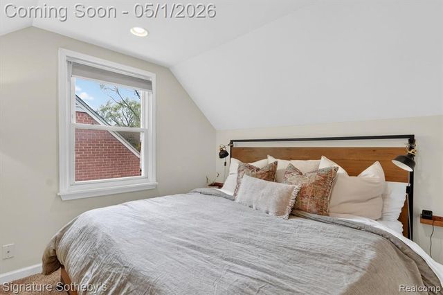 3210 N Altadena Avenue, Royal Oak, MI 48073