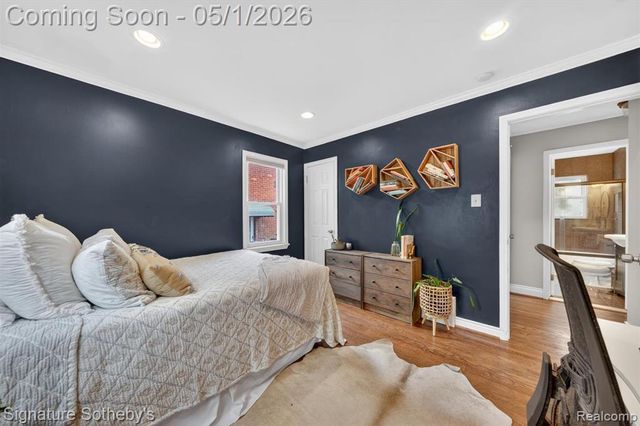 3210 N Altadena Avenue, Royal Oak, MI 48073